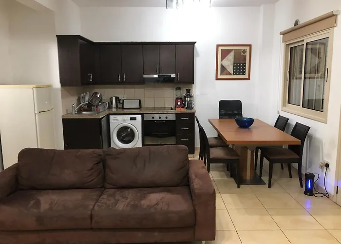 Central Stylish Place Πάφος